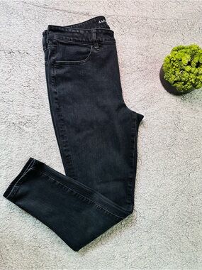 ✨🖤 American Eagle Hi-Rise Jegging Black Wash Skinny Jeans Clean Girl Denim